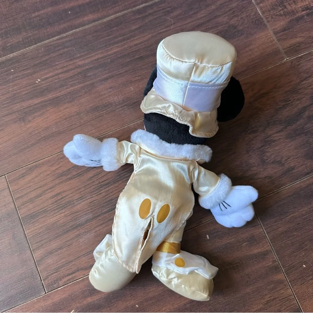 VTG 2000 Disney Mickey Mouse Holiday Victorian Retired 10